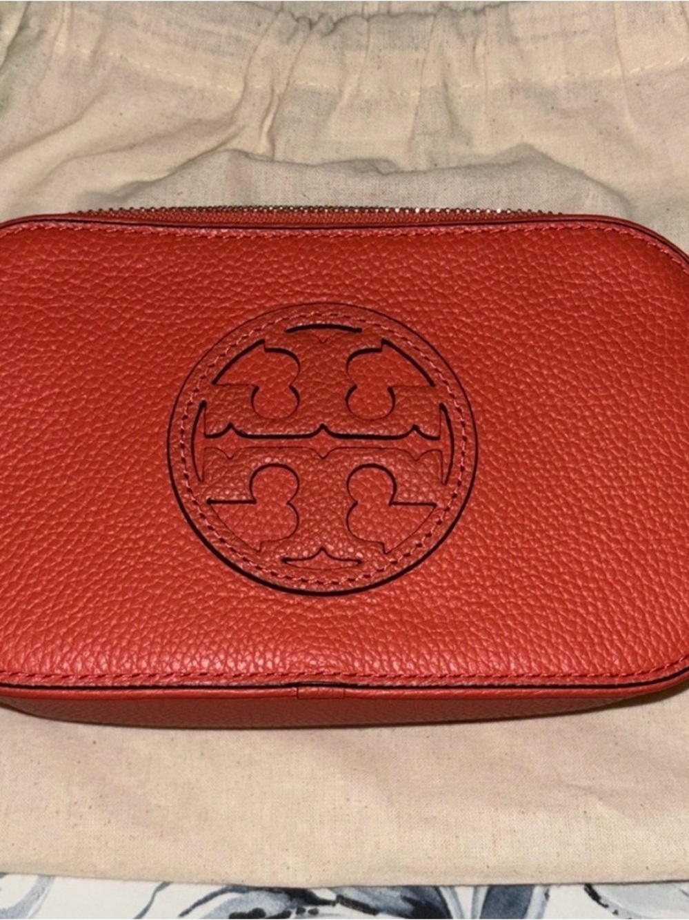 Tory Burch Poppy Red Leather Crossbody with Green Braided Strap - Picture 2 of 10